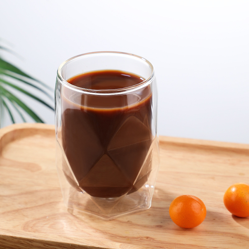 সাধারণ তাপ-প্রতিরোধী ডবল-প্রাচীরের উত্তাপযুক্ত কাচের কাপ